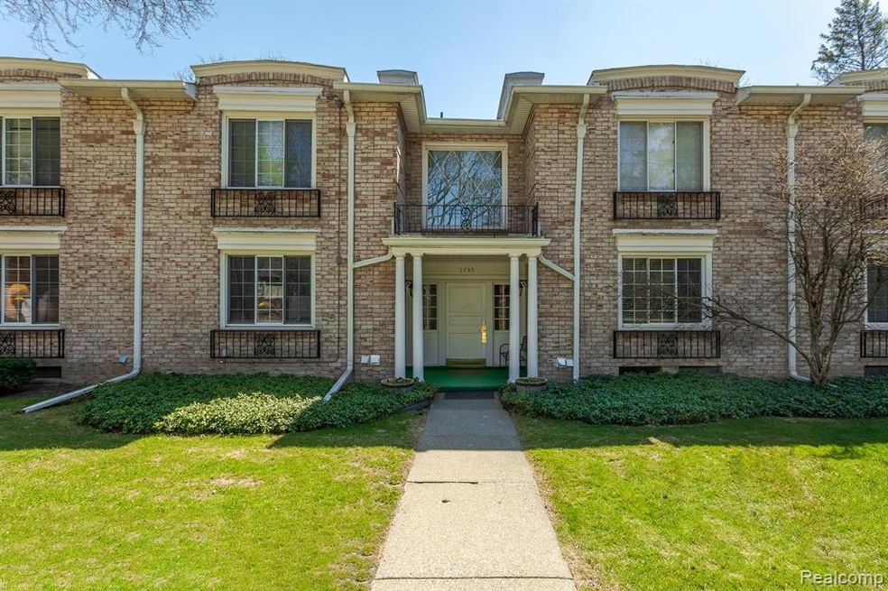 WELCOME TO...1735 Tiverton Road, Unit #9.