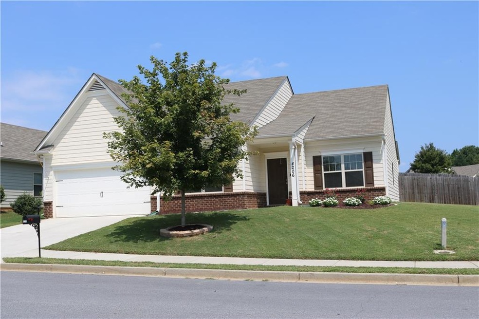 4 year old ranch on corner lot in Mundy Mill