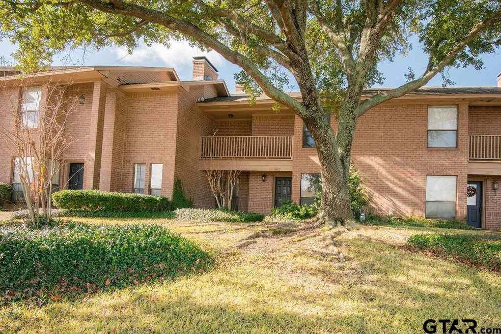 5807 5807 Hollytree, Tyler, TX 75703 - photo 1