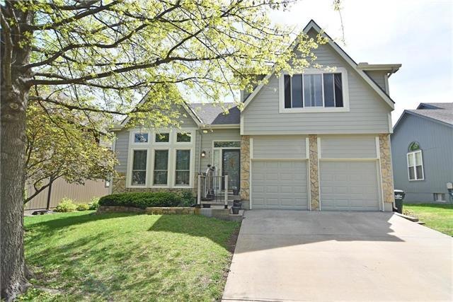 Welcome home to Deerfield Trace!