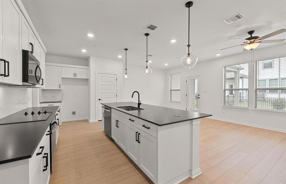 2725 Woodall Dr unit 1602, Cedar Park, TX 78613 - photo 1