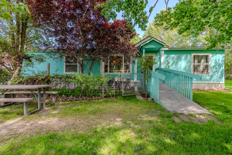 Sold $460,000 • Co-Listing Agent