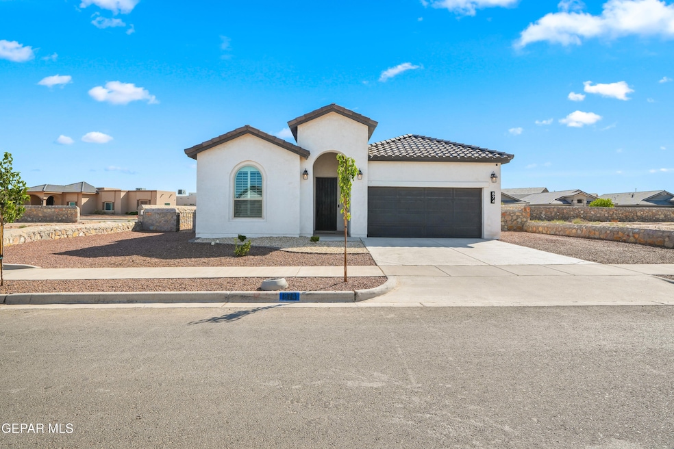 874 Harpendem Dr, Horizon City, TX 79928 - photo 1