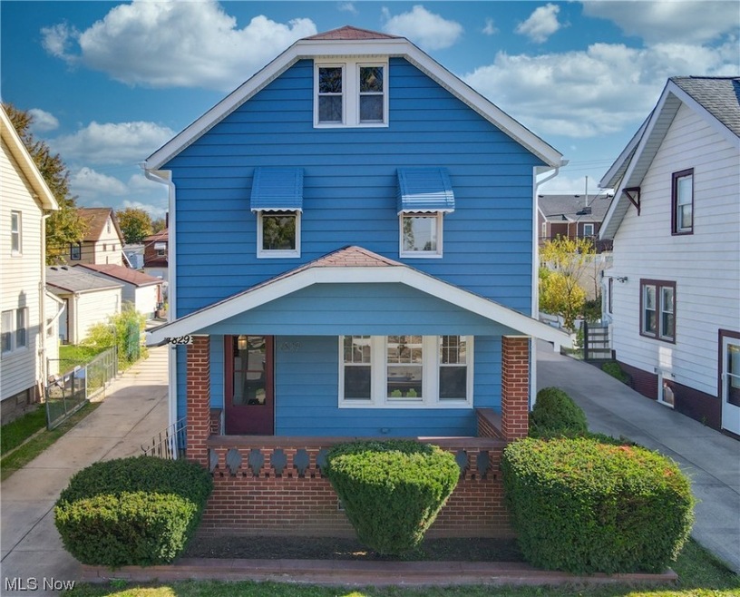View of front of house with a porch