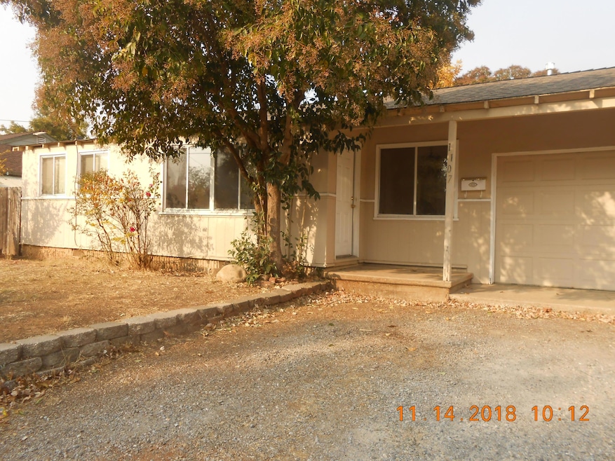 1107 2nd St, Redding, CA 96002 - photo 1