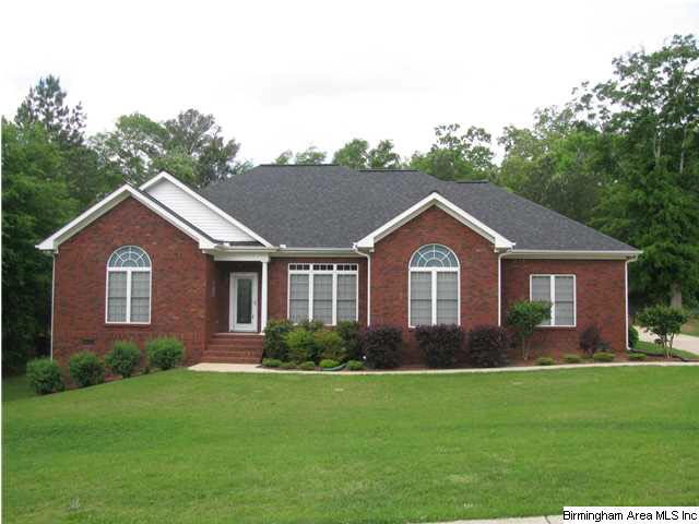 4 Bedroom, 3 Bath, Main Level Living Home!