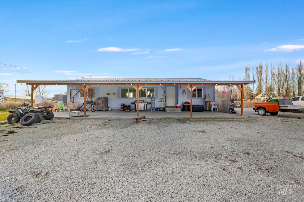 89 S 860 Rd W, Paul, ID 83347 - photo 1