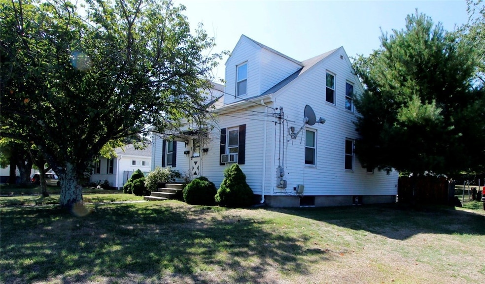 86 Fletcher Ave, Cranston, RI 02920 - photo 1