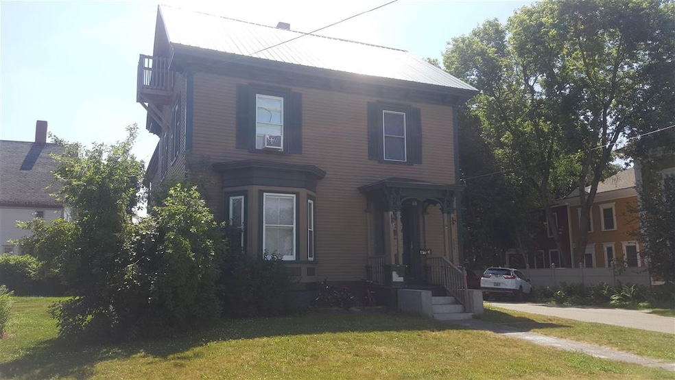 626 Summer St, Saint Johnsbury, VT 05819 - photo 1