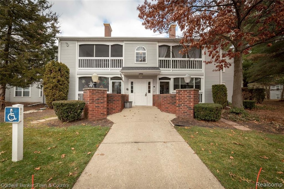 1217 Curzon Ct_20.jpg