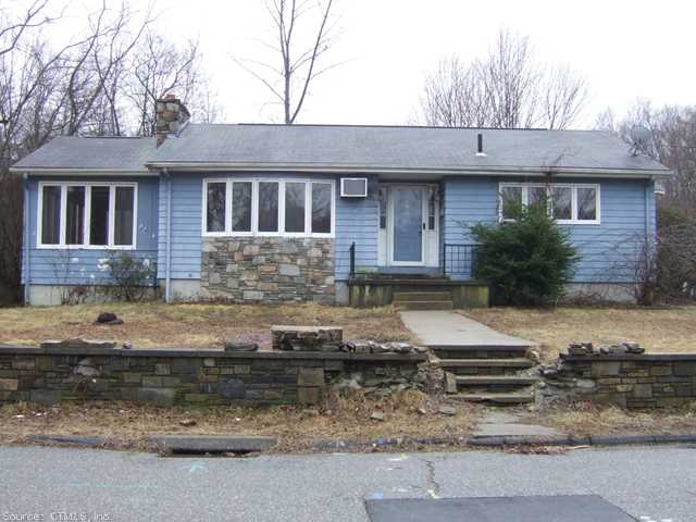 74 Saint Regis Ave, Norwich, CT 06360 - photo 1