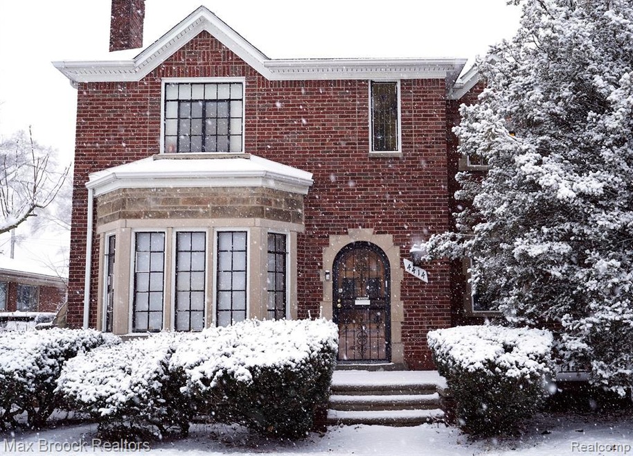 Stunning Full Brick Tudor w/Large Bay Window