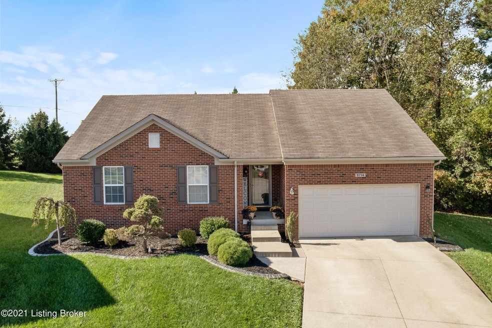 9714 Evanwood Ct, Louisville, KY 40228 - photo 1
