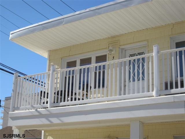 30 S Washington Ave unit 5, Margate City, NJ 08402 - photo 1