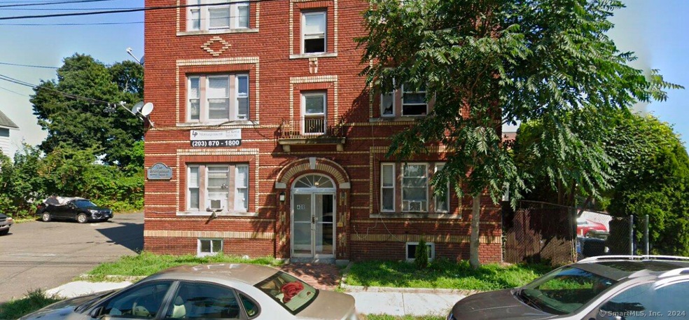 404 Charles St unit A3, Bridge Port, CT 06606 - photo 1