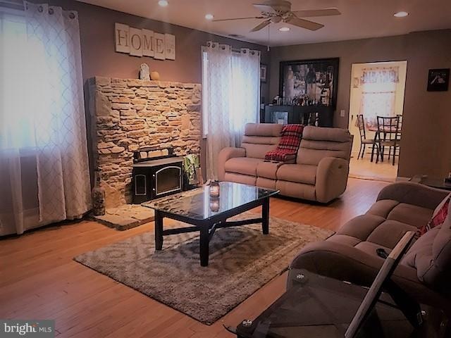 2406 Lodge Forest Dr, Sparrows Point, MD 21219 - photo 1