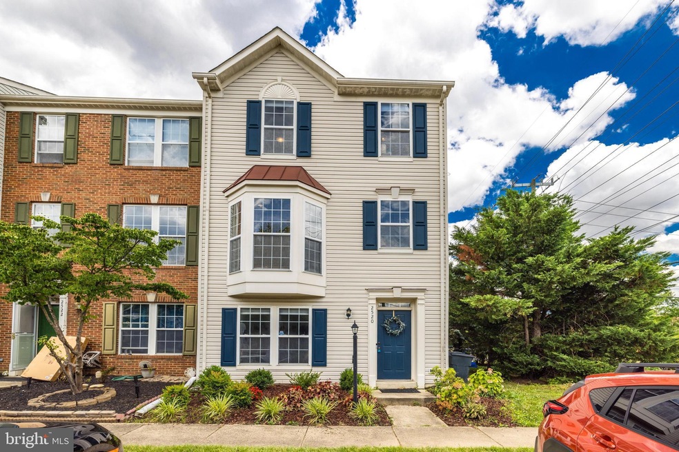 2520 Banshire Dr, Herndon, VA 20171 - photo 1