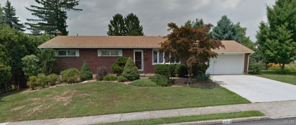 3303 Thomas St, Whitehall, PA 18052 - photo 1