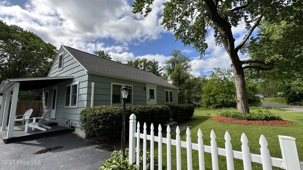 5 Ayre Dr, Albany, NY 12203 - photo 1