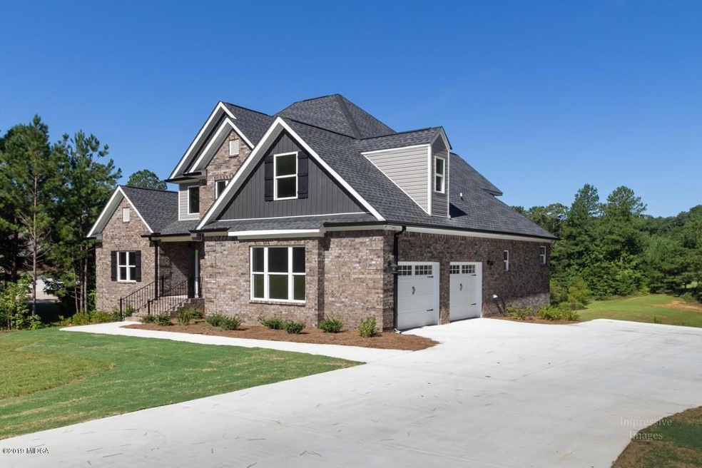 Front of house/garage