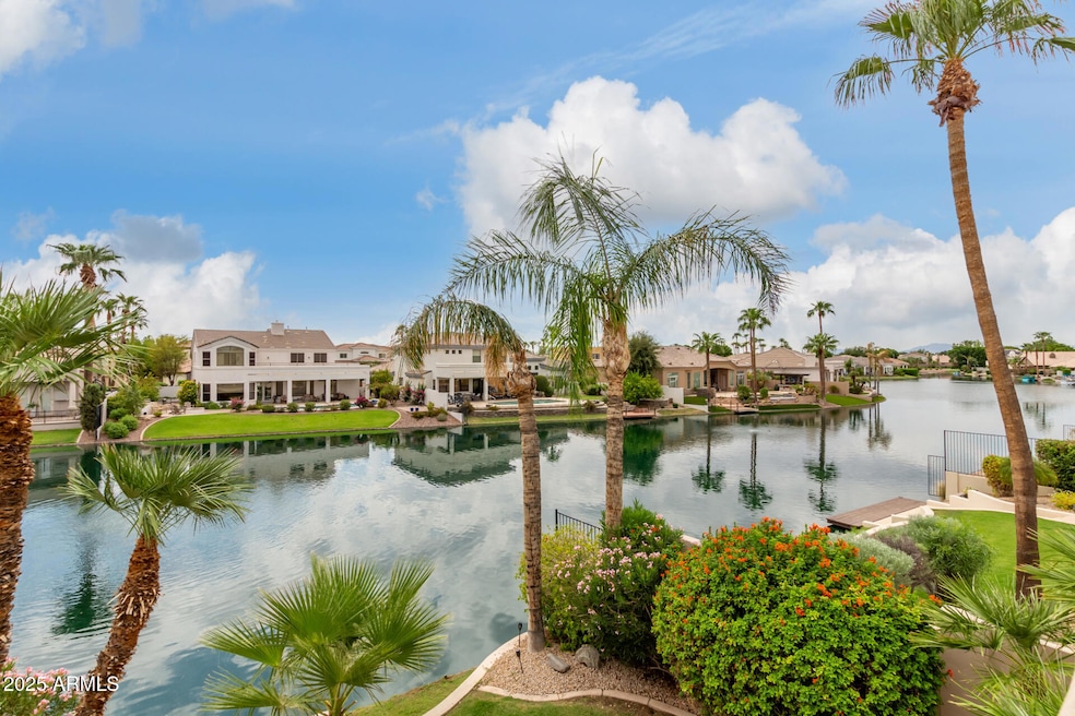 641 W Hackberry Dr, Chandler, AZ 85248 - photo 1