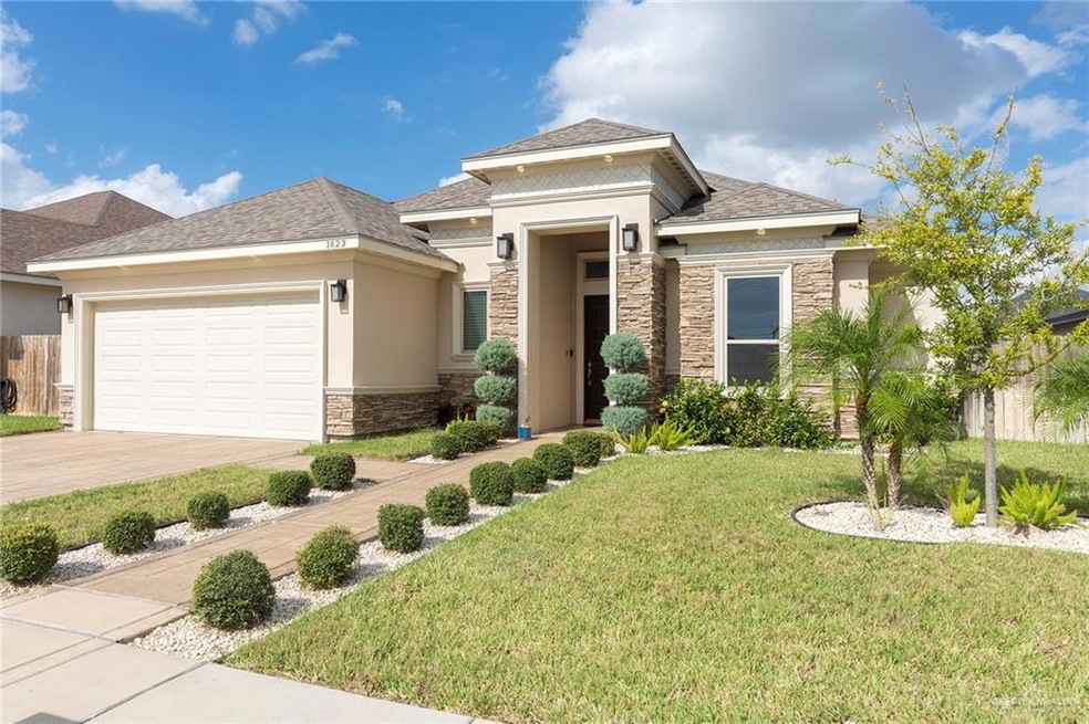 1623 W Saint Claire Ave, Edinburg, TX 78539 - photo 1