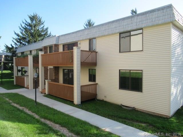 12 Linda Ct unit 19D, Cromwell, CT 06416 - photo 1