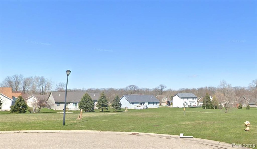 5442 Meadow Creek Ct, Flint, MI 48532 For Sale