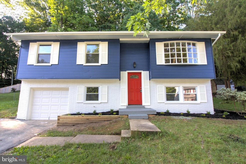 6955 Heather Dr, Bryans Road, MD 20616 - photo 1