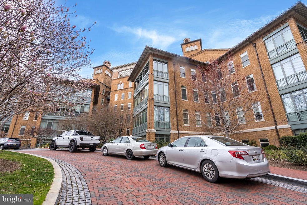 The Columbia Residences unit 531, Washington, DC 20037 - photo 1