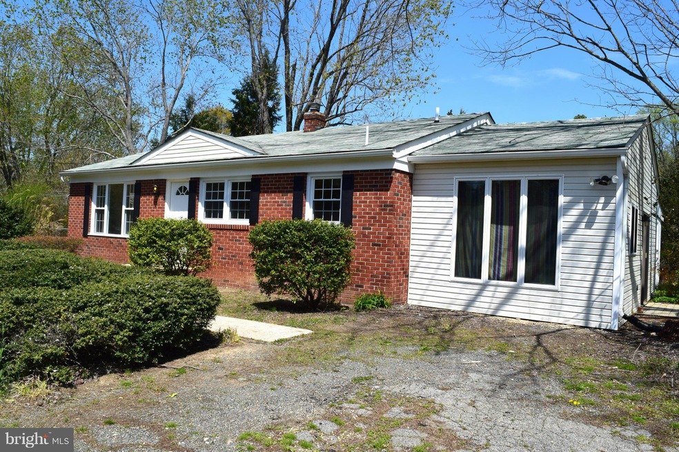 25346 Three Notch Rd, Hollywood, MD 20636 - photo 1