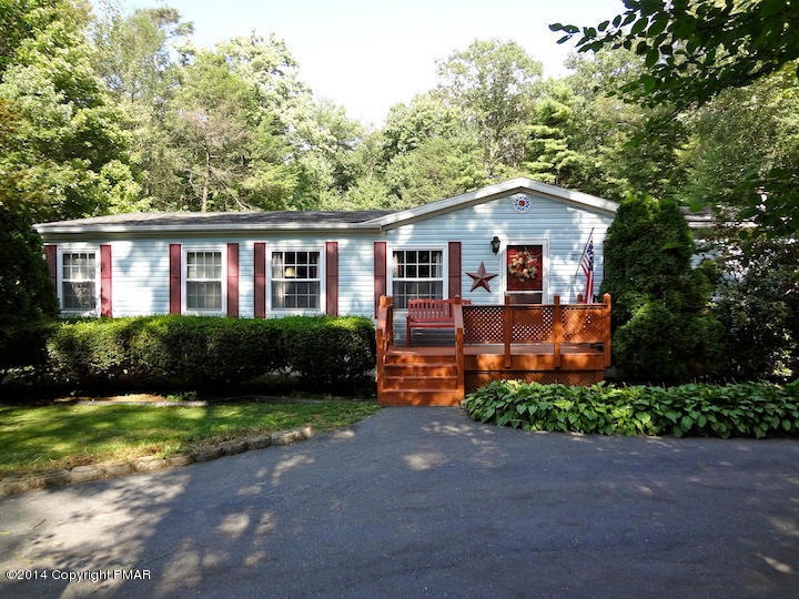 171 Butternut St, Kunkletown, PA 18058 - photo 1