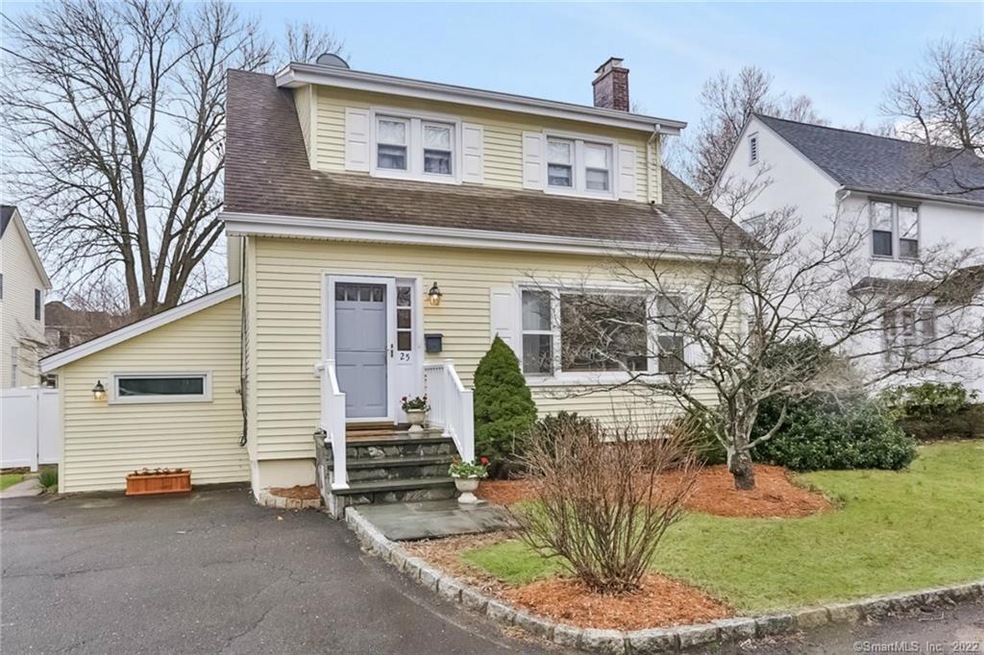 25 Meadow Dr, Greenwich, CT 06831 - photo 1