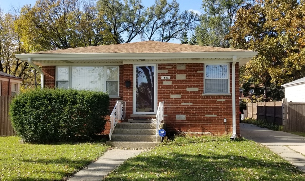 1426 Gardner Rd, Westchester, IL 60154 - photo 1