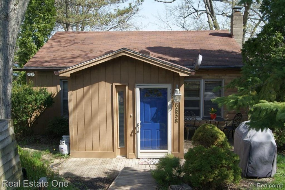 6638 Leytonstone Boulevard