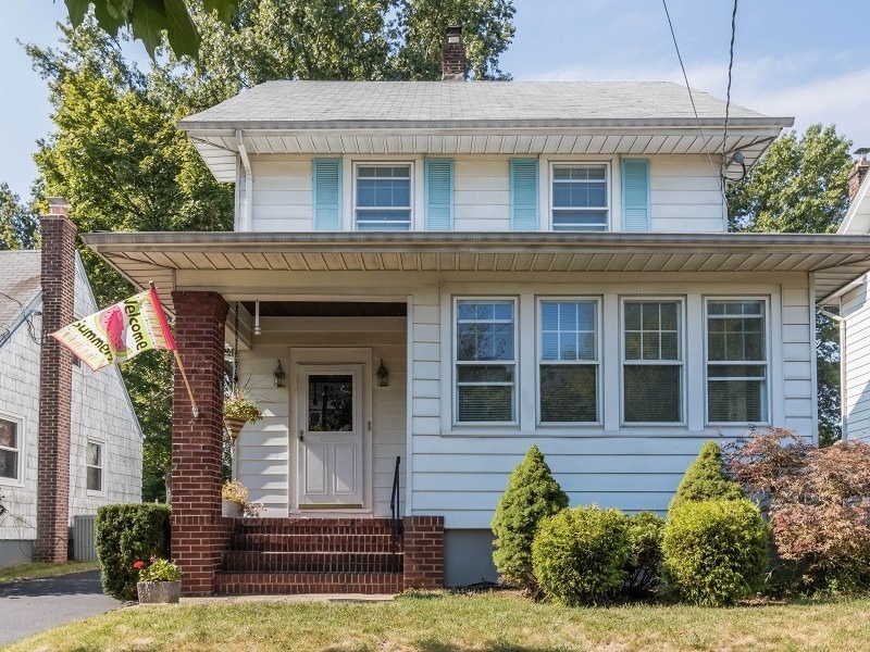 917 Summit St, Linden, NJ 07036 - photo 1