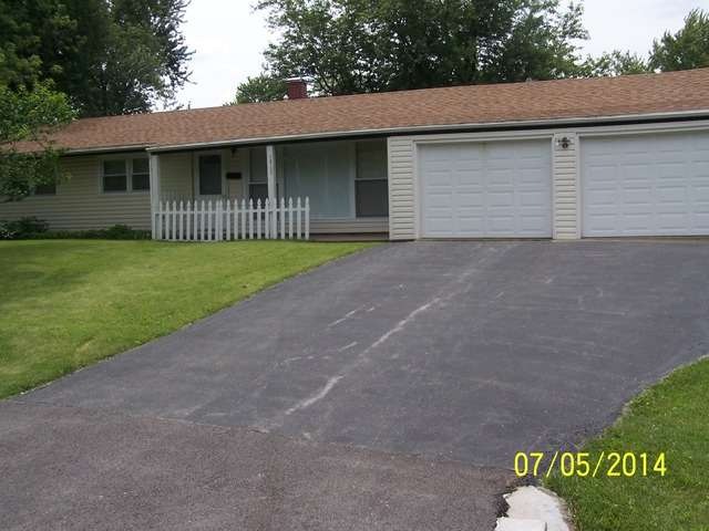 18732 Baker Ave, Country Club Hills, IL 60478 - photo 1