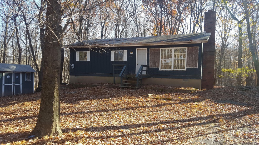 120 Stroud Ct, Dingmans Ferry, PA 18328 - photo 1