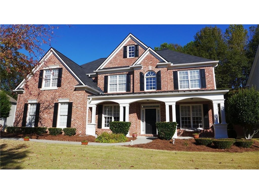 Young, 5 bedrooms 4 full baths home at Lake Commun