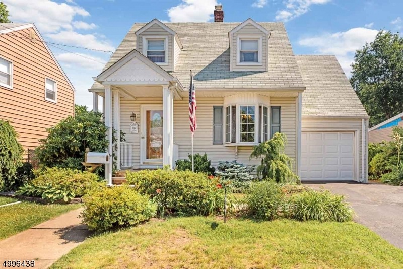 220 Greene Ave, Middlesex, NJ 08846 - photo 1