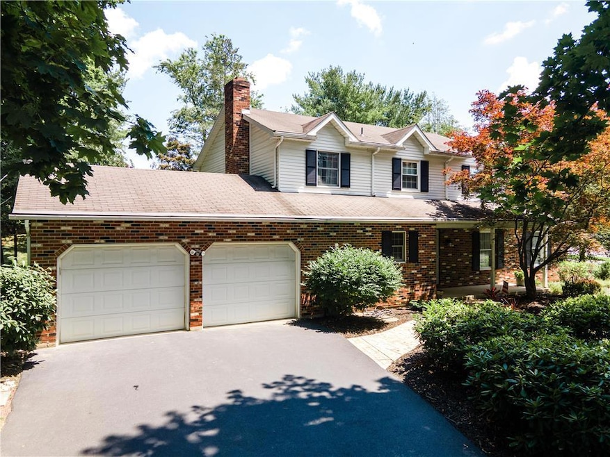 1175 Stones Crossing Rd, Easton, PA 18045 - photo 1