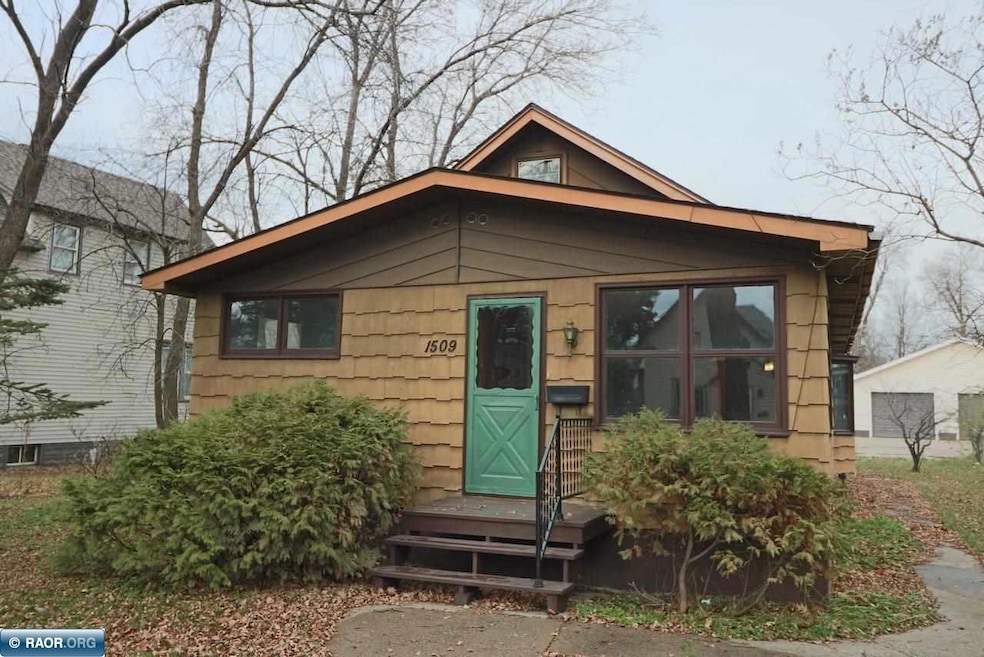 1509 11th St S, Virginia, MN 55792 - photo 1