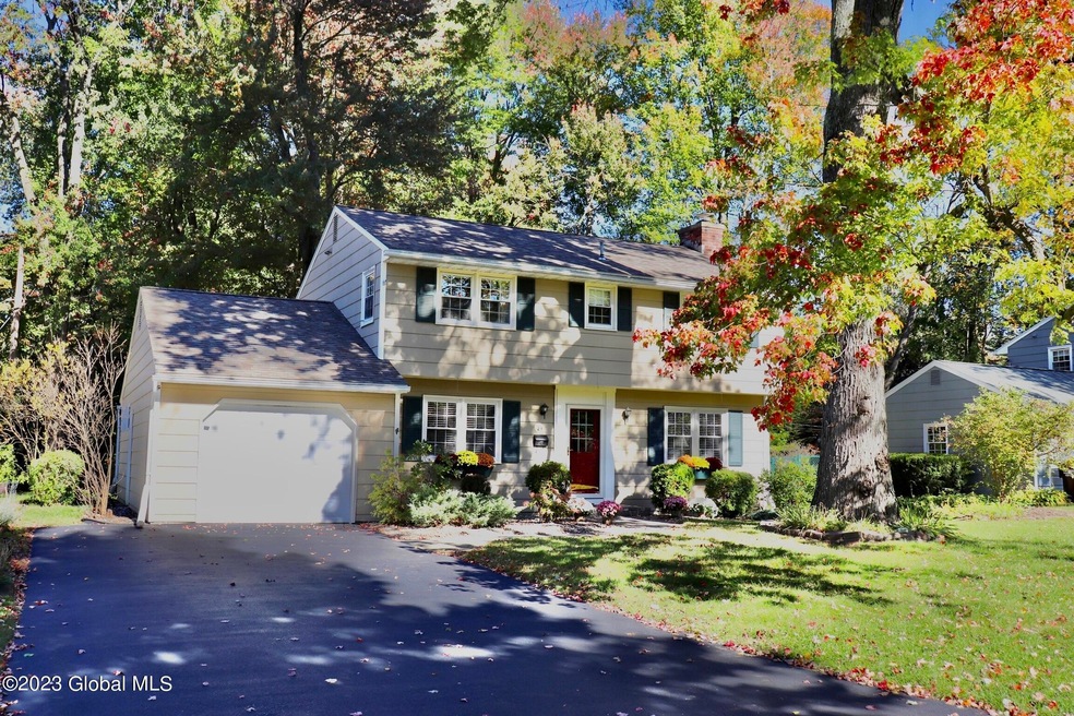 81 Berwick Rd, Delmar, NY 12054 - photo 1