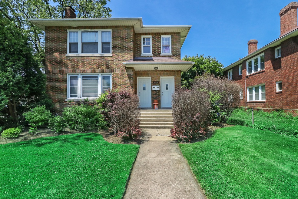 1402 N Jackson St unit 1, Waukegan, IL 60085 - photo 1