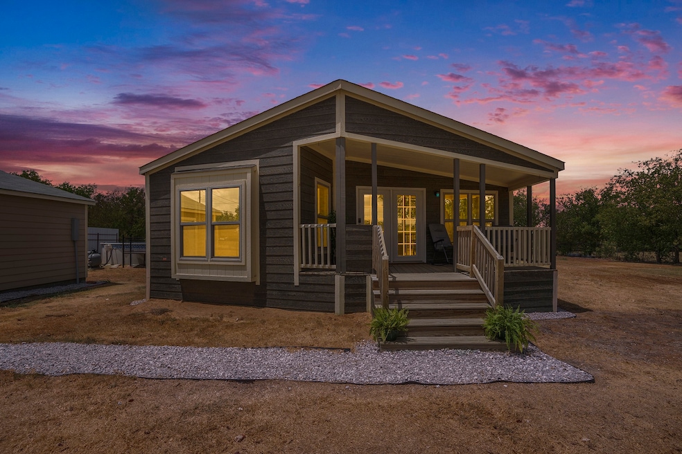 5105 Misty Hollow Dr, Joshua, TX 76058 - photo 1