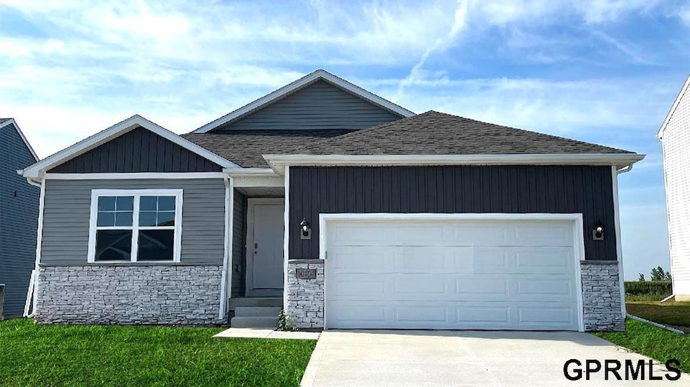 8718 N 167th St, Bennington, NE 68007 - photo 1