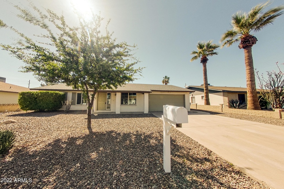 14010 N 42nd Dr Phoenix AZ-print-001-002