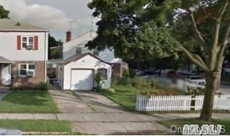 251-04 Shiloh Ave, Bellerose, NY 11426 - photo 1