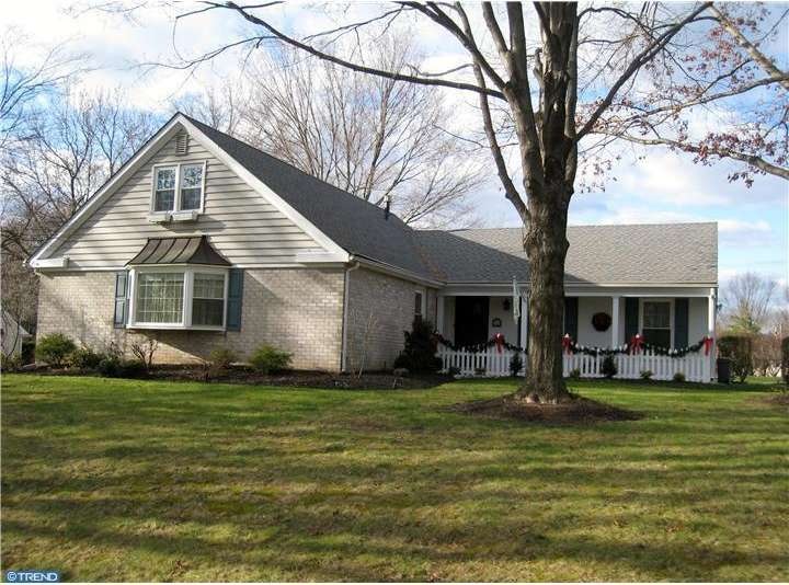 23 Braintree Common, Feasterville Trevose, PA 19053 - photo 1