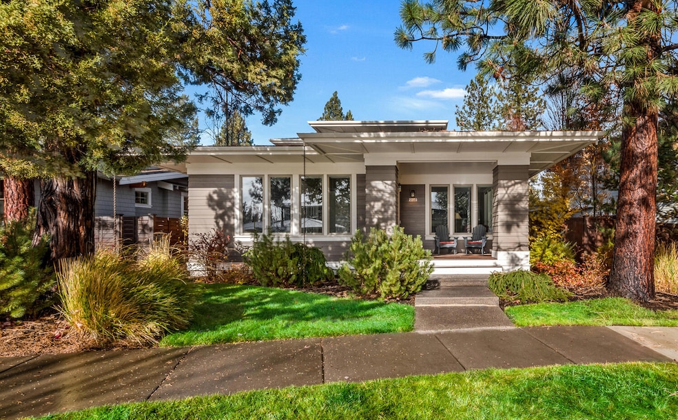2269 NW High Lakes Loop